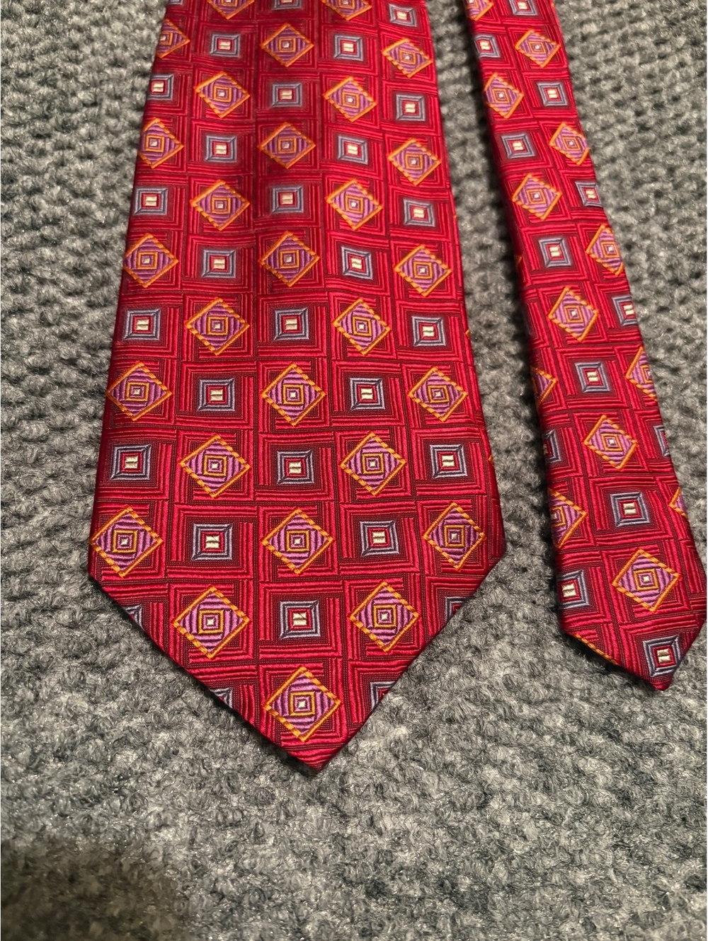Robert Talbott Studio Silk New Tags Red Blue Purple Medallion Jacquard Tie